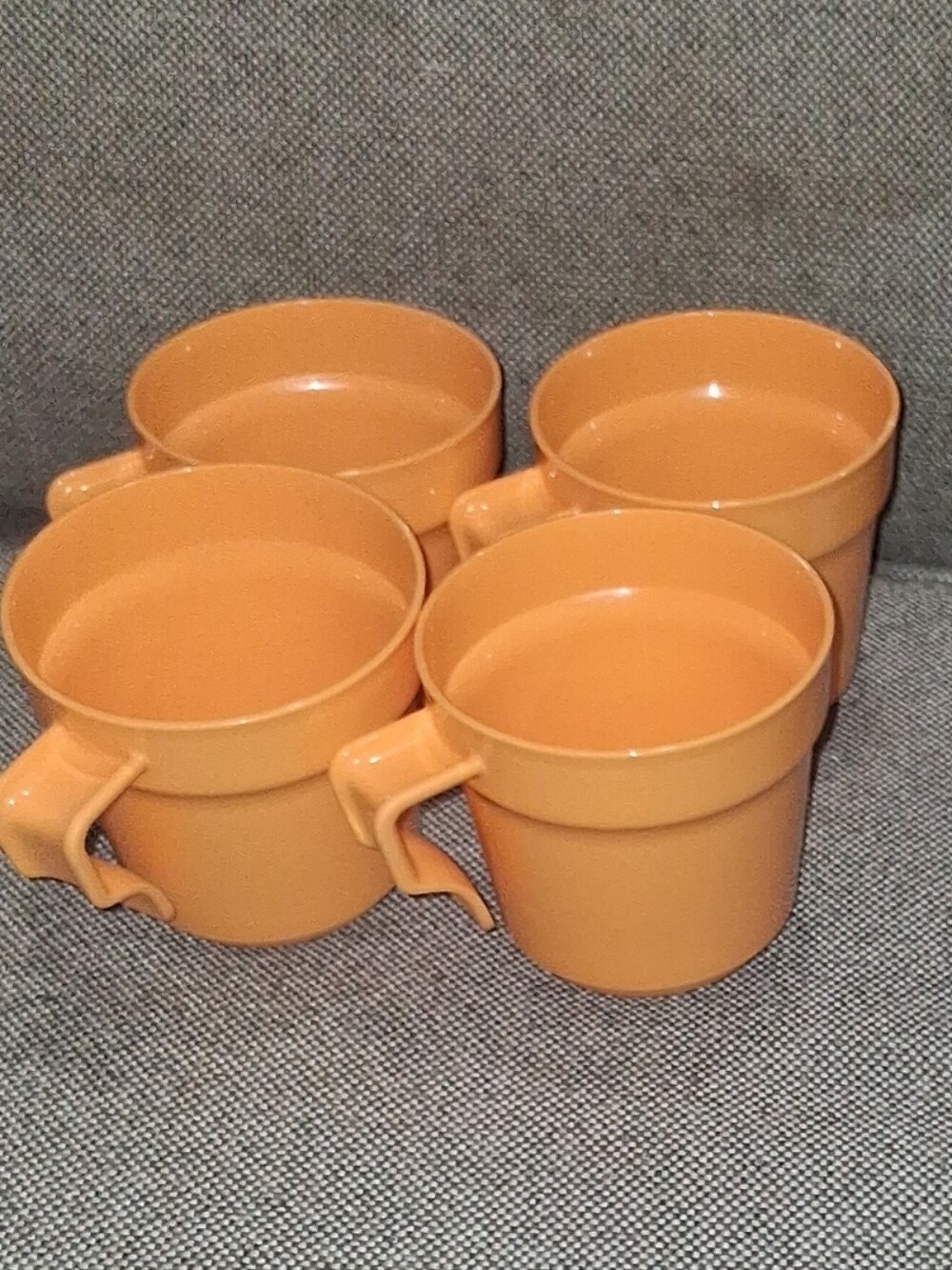 Orange Stackable Plastic Mugs - Set of 4 TUPPERWARE New